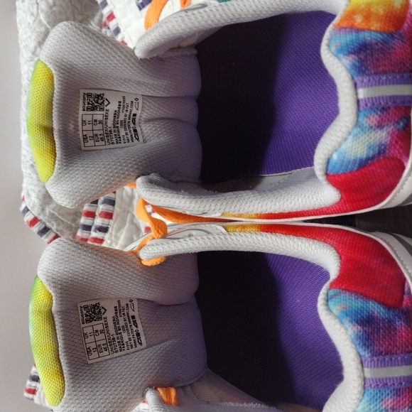 Saucony Progrid Triumph 4 Shoe White/Tie Die Rainbow Size 12 - Picture 12 of 16